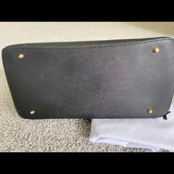 DKNY Saffiano City Zip Tote bag Blace - Picture 9 of 10